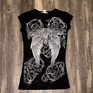 Vintage Y2K gothic / angel wings tee - small
